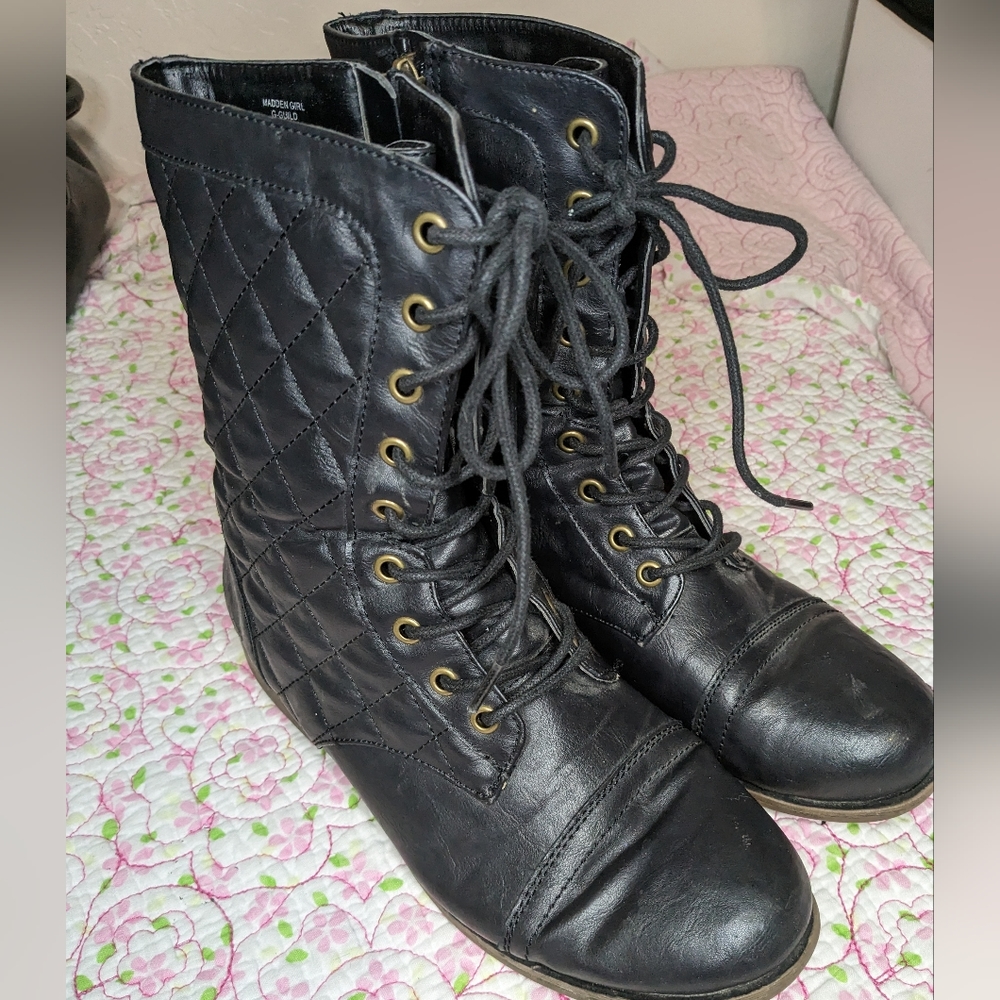 Madden Girl Black Quilted Lace-boots in Black Size 7.5